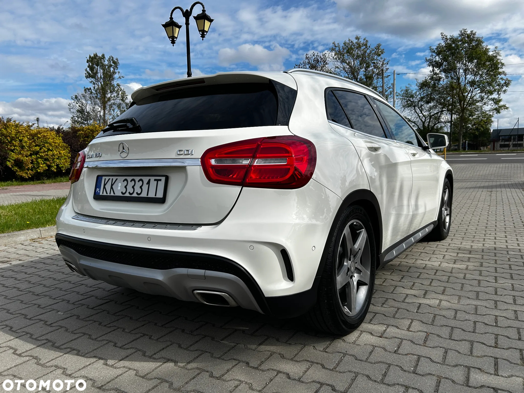 Mercedes-Benz GLA 180 d AMG Line - 6