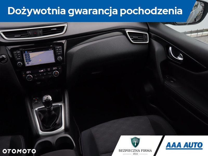 Nissan Qashqai - 10