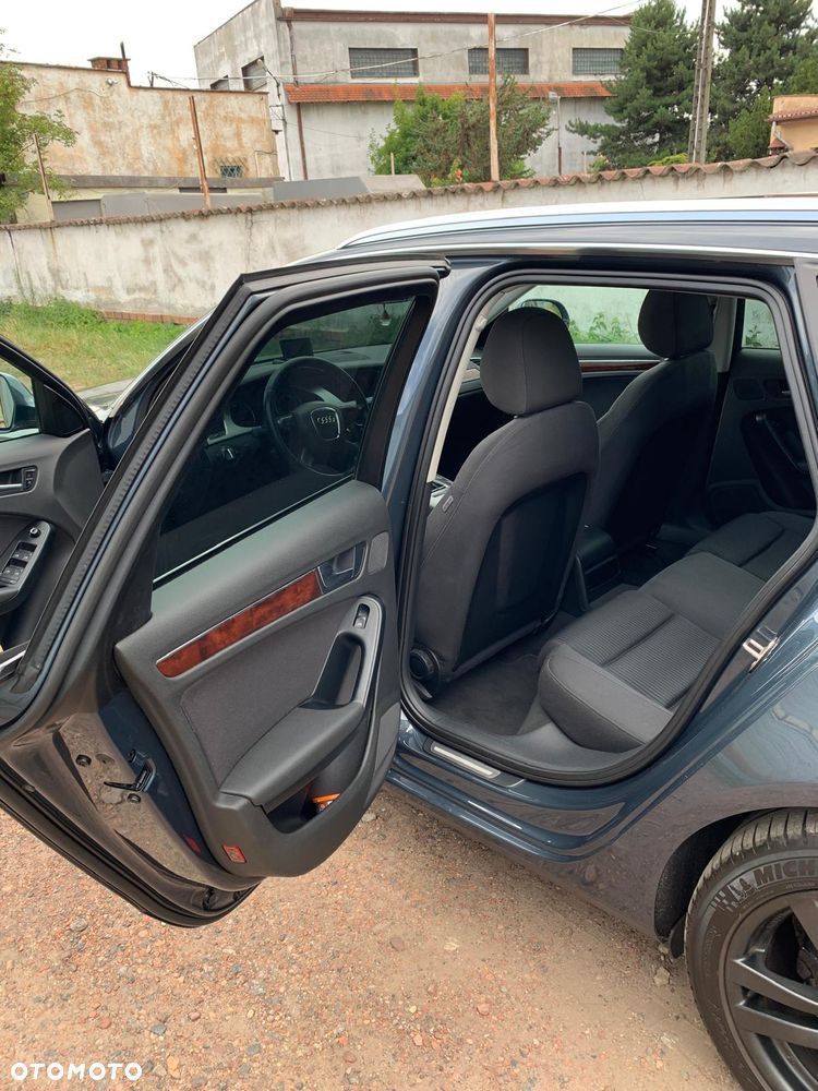 Audi A4 Avant 1.8 TFSI Ambiente - 13