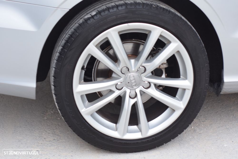 Audi A3 Cabrio 1.6 TDi Attraction - 7