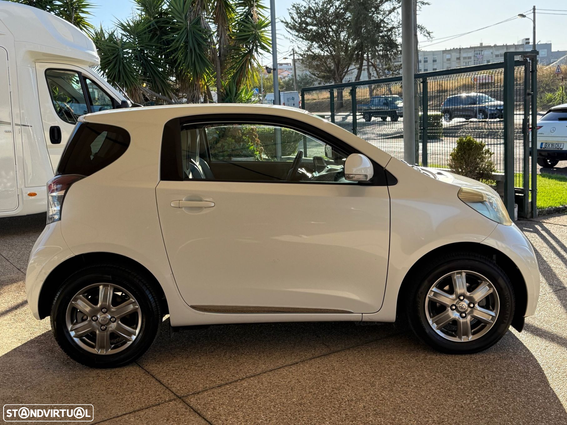 Toyota iQ 1.0 VVT-i 2 EP - 3