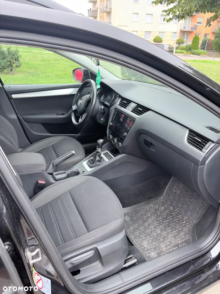 Skoda Octavia 1.6 TDI Ambition - 8
