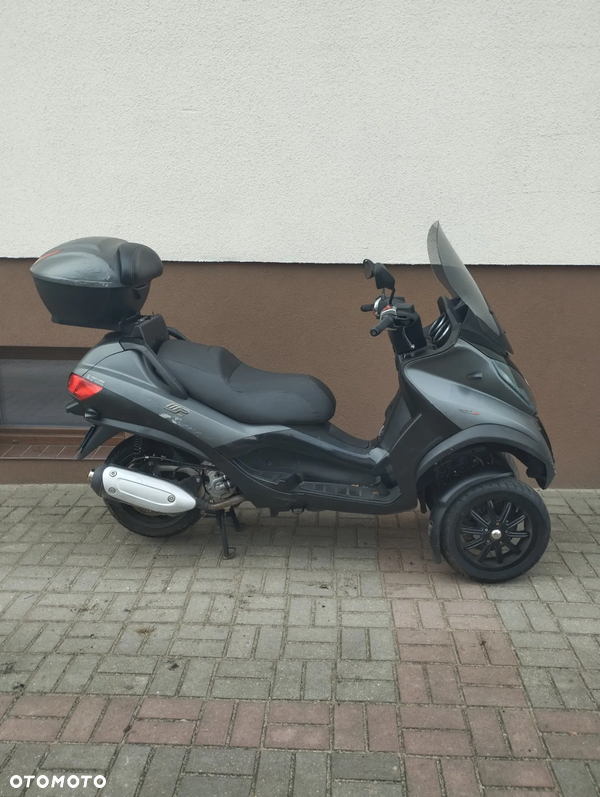 Piaggio MP-3