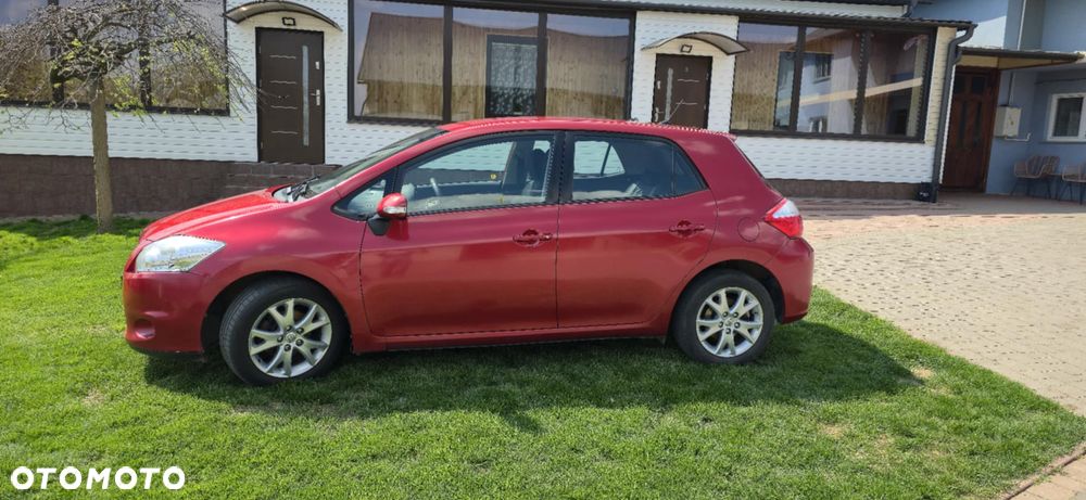 Toyota Auris 1.6 Premium - 1