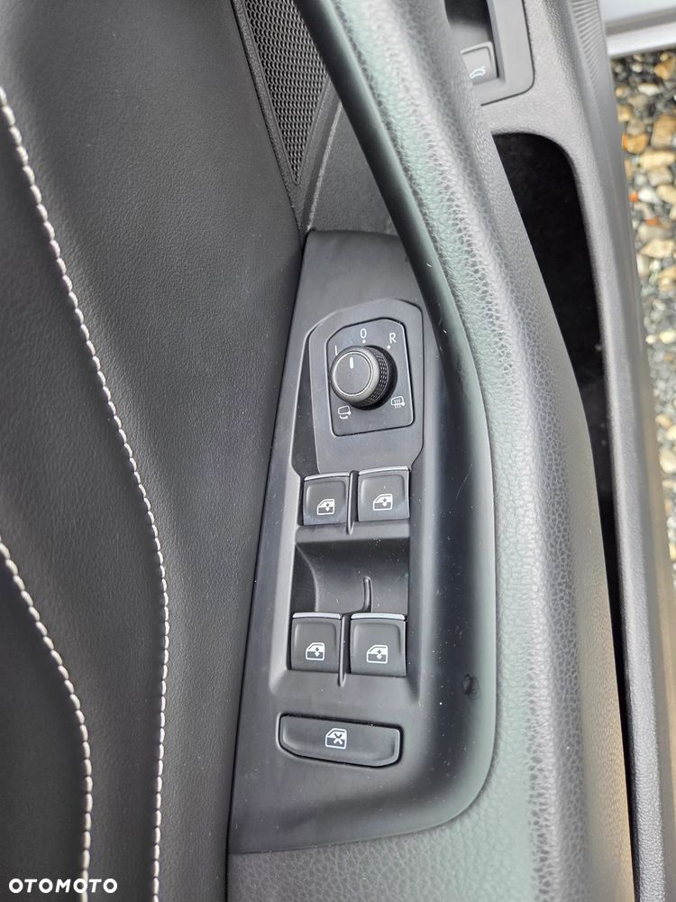Volkswagen Passat 2.0 TDI EVO Elegance DSG - 35
