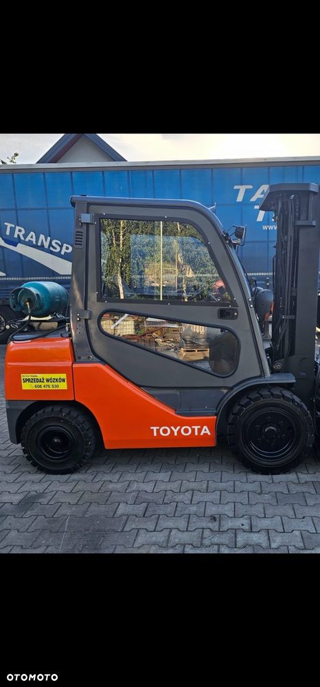 Toyota - 2