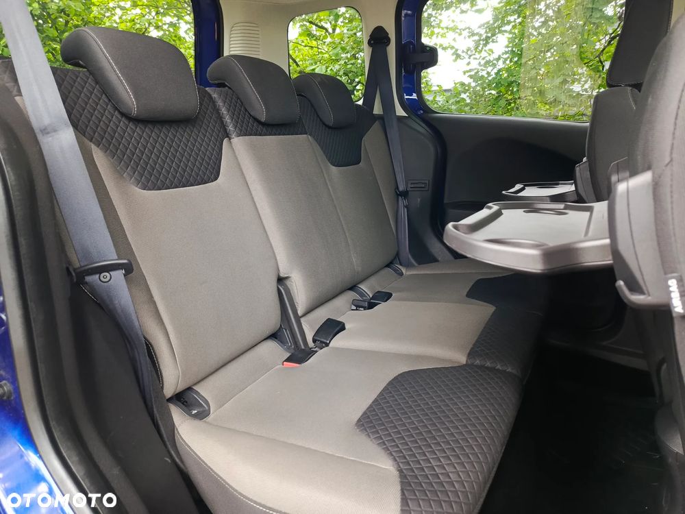 Ford Tourneo Courier 1.0 EcoBoost Titanium - 20