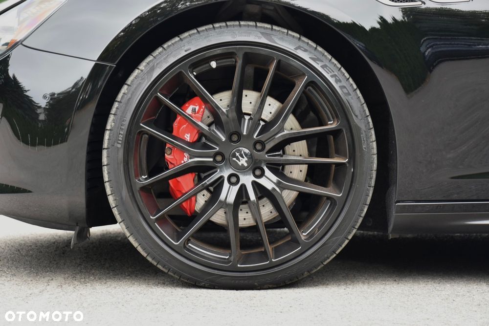 Maserati Ghibli S - 8