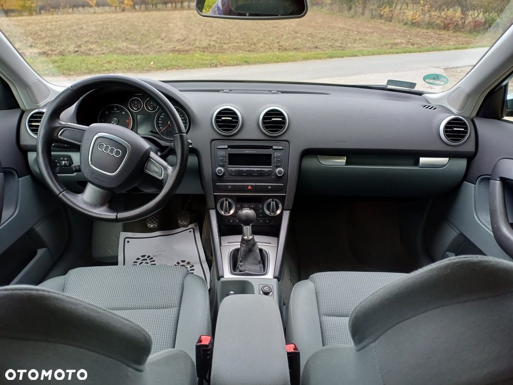 Audi A3 Sportback - 18