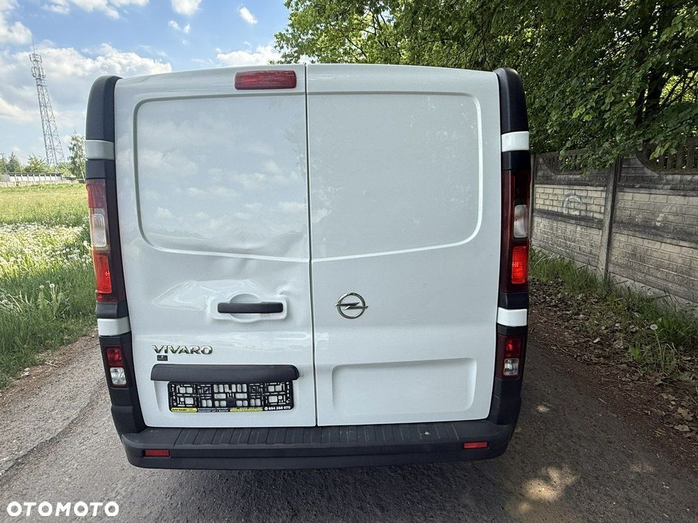 Opel Vivaro - 12