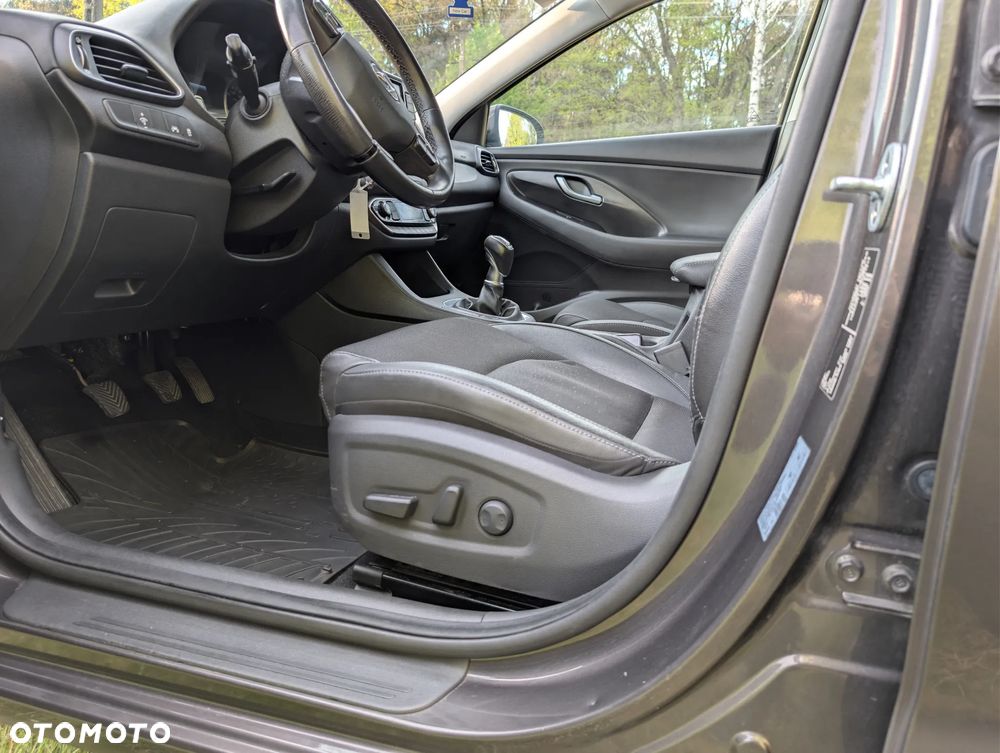 Hyundai i30 1.0 T-GDI Premium - 22