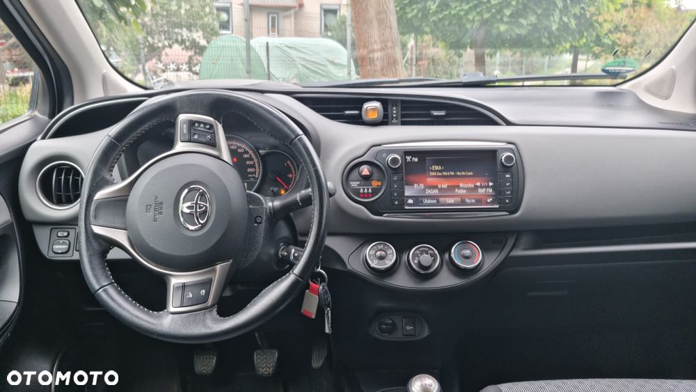 Toyota Yaris - 11