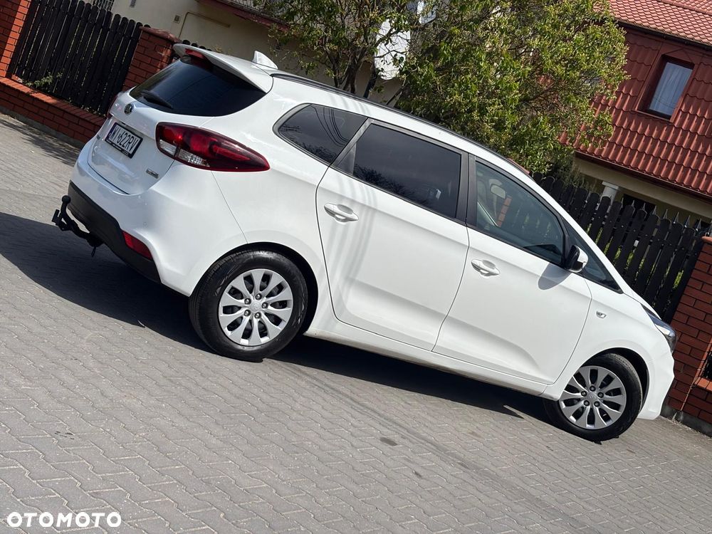 Kia Carens 1.7 CRDi M 7os EU6 - 7
