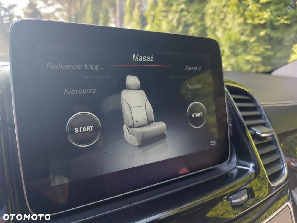 Mercedes-Benz GLE - 19