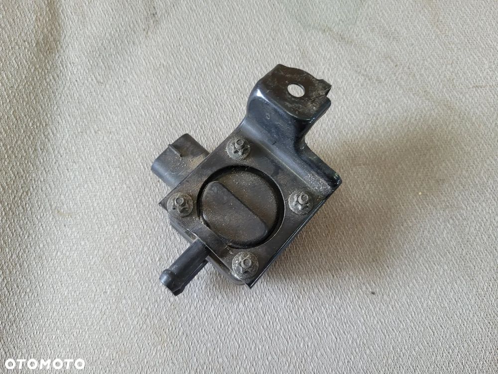 Czujnik ciśnienia spalin DPF Toyota Avensis T25 2,2 D-CAT 89480-20020 - 4