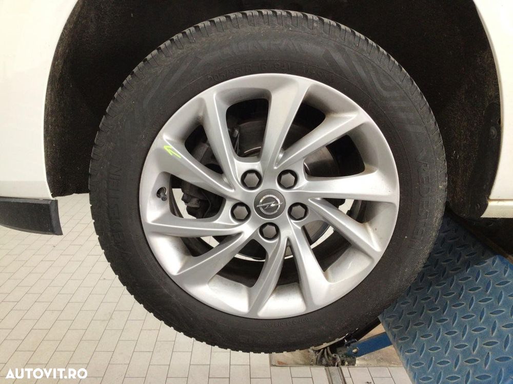 Opel Astra 1.5 D Start/Stop Elegance - 22