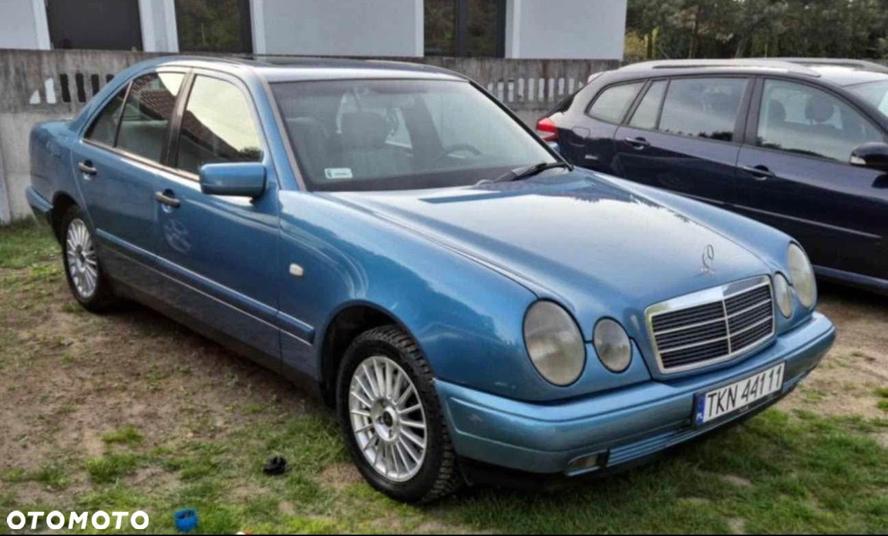 Mercedes-Benz Klasa E - 1
