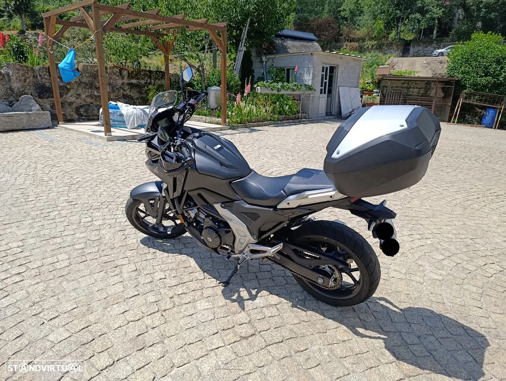 Honda NC750X HONDA NC 750X - 4