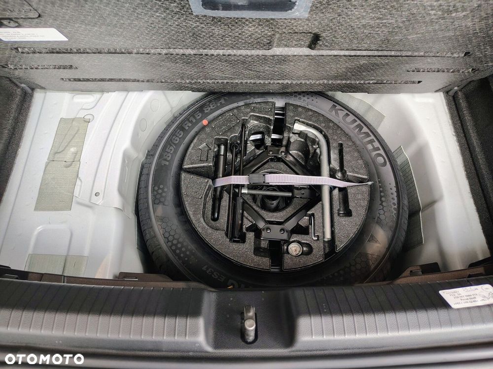 Volkswagen Polo - 8
