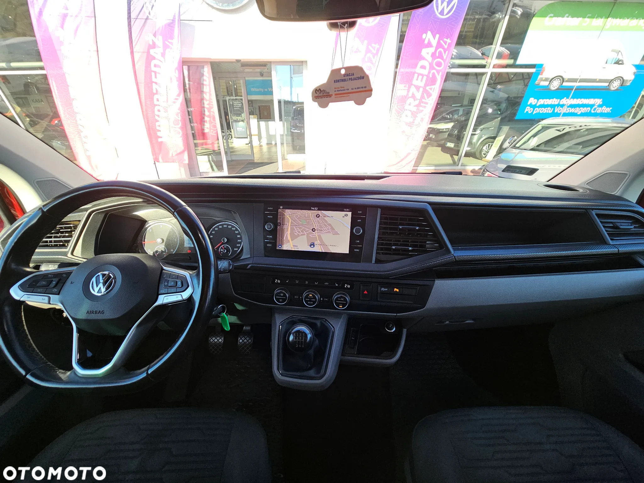 Volkswagen Caravelle 2.0 TDI L2 Comfortline 4Motion - 11