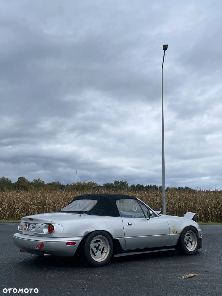 Mazda MX-5 1.6 - 11
