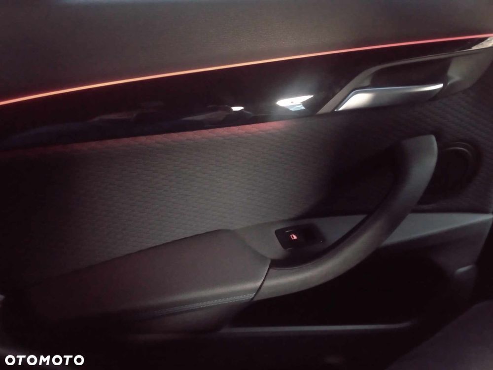 BMW X1 sDrive18d M Sport sport - 23