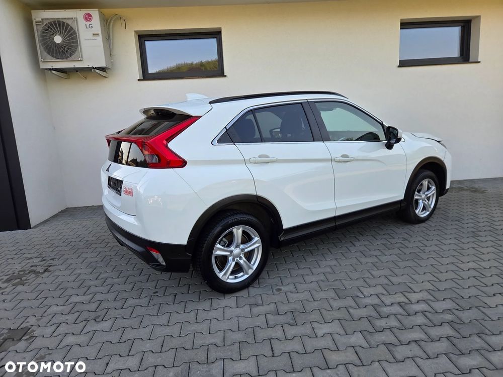 Mitsubishi Eclipse Cross - 17