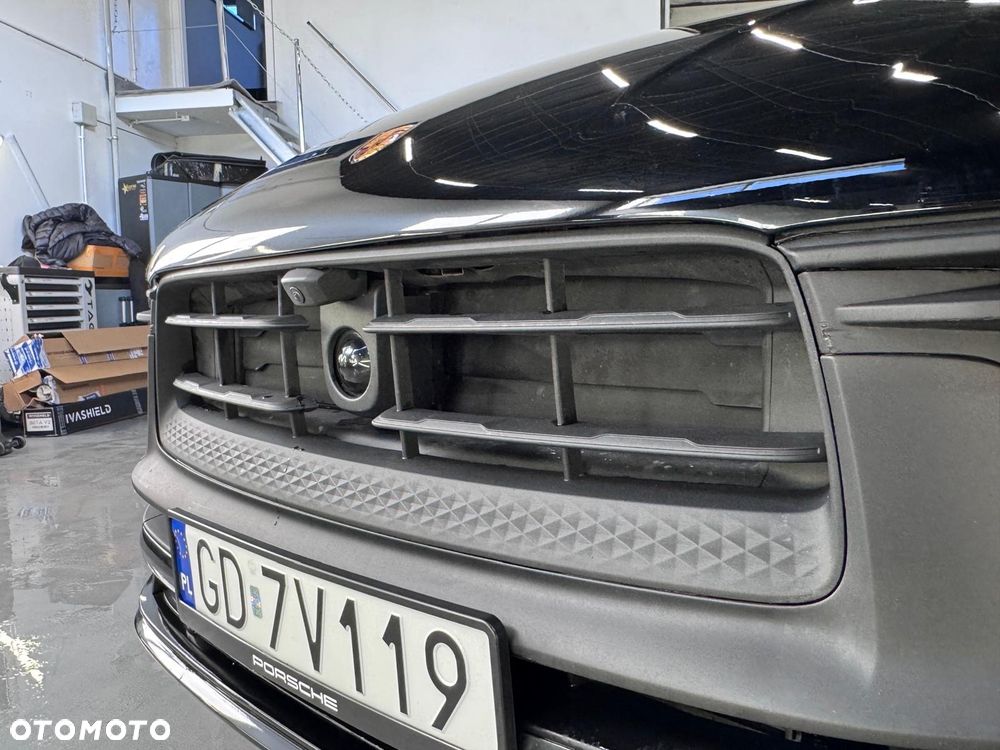 Porsche Macan - 10