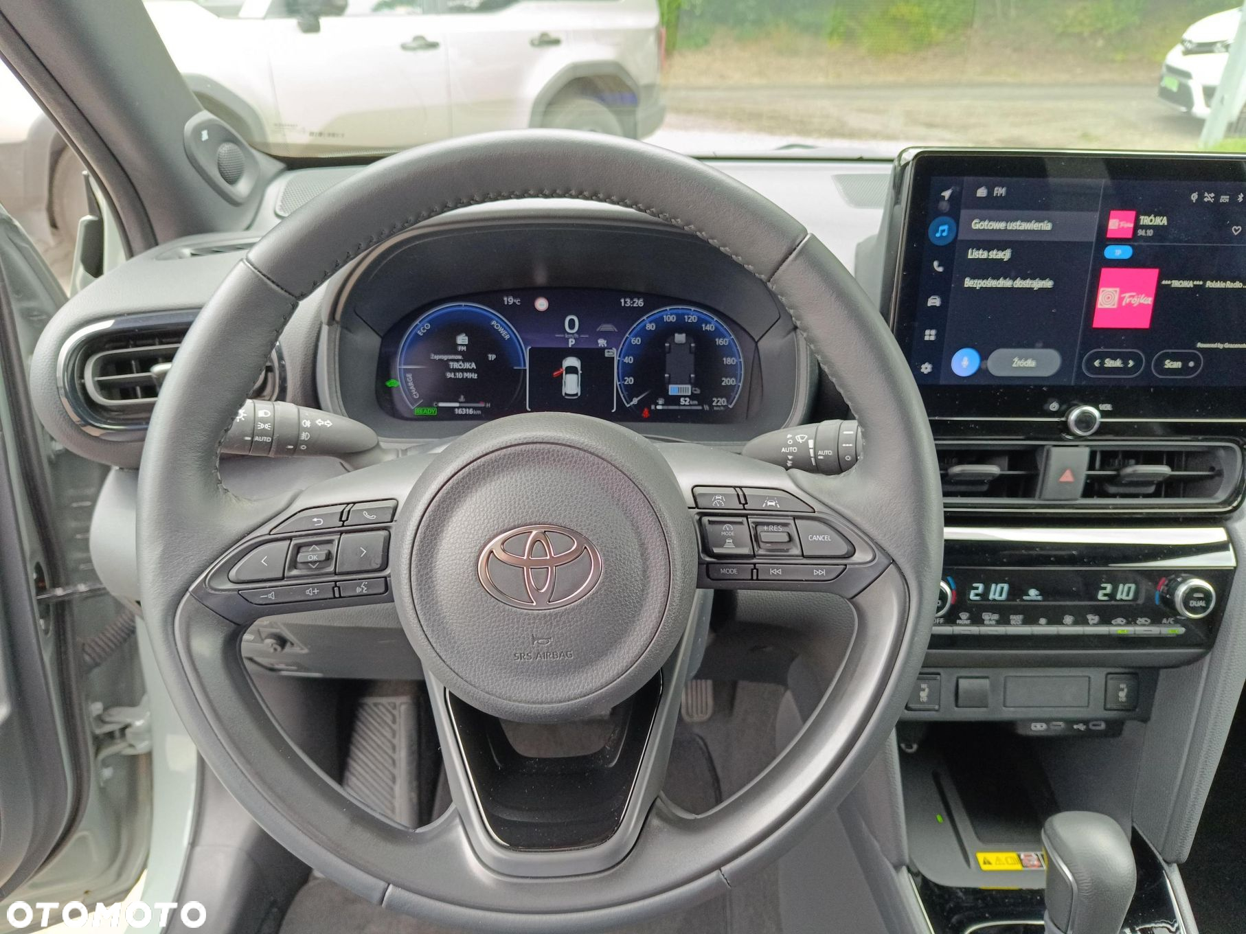 Toyota Yaris Cross - 16
