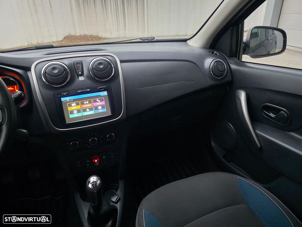 Dacia Sandero 0.9 TCe SL Explorer - 36