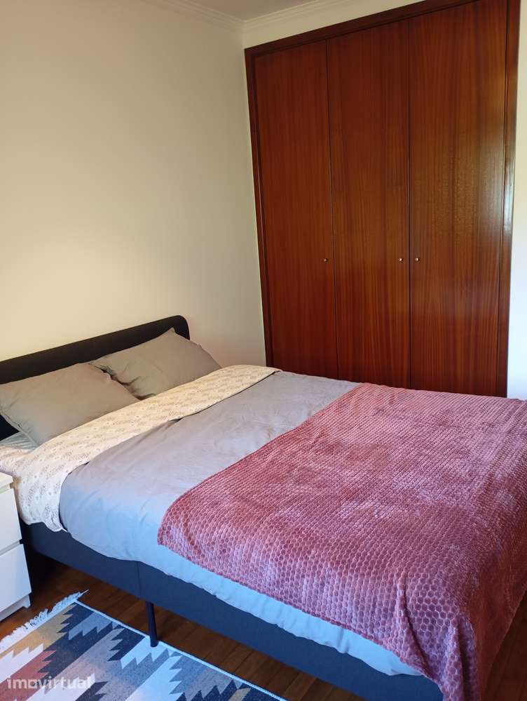 Quarto Individual em Vila Verde com Utilidades - Grande imagem: 5/23