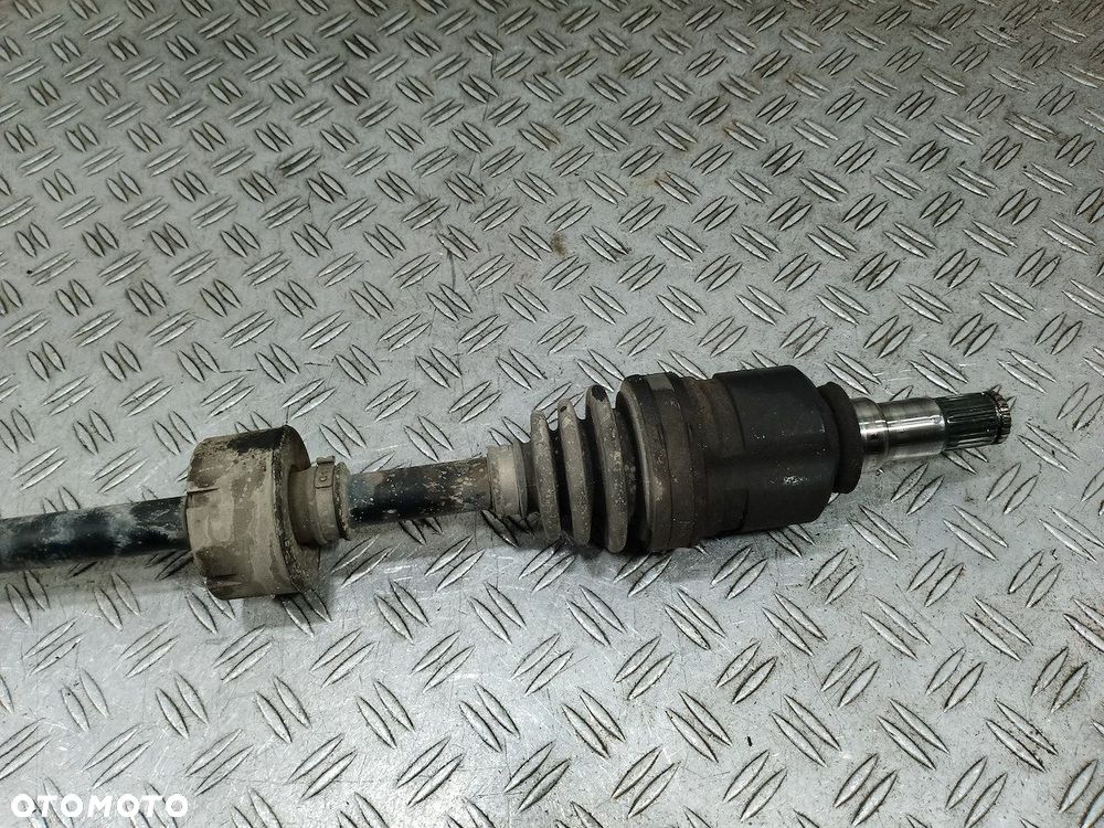 PÓŁOŚ PRAWA PRZÓD TOYOTA YARIS I LIFT 1.0 - 3