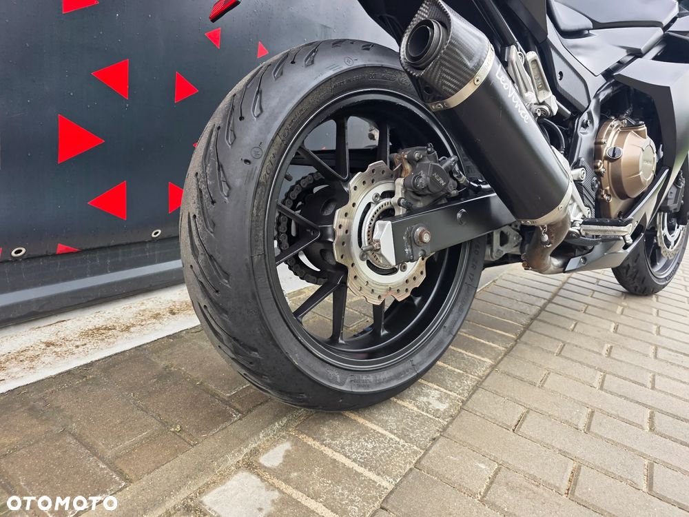 Honda CBR - 19