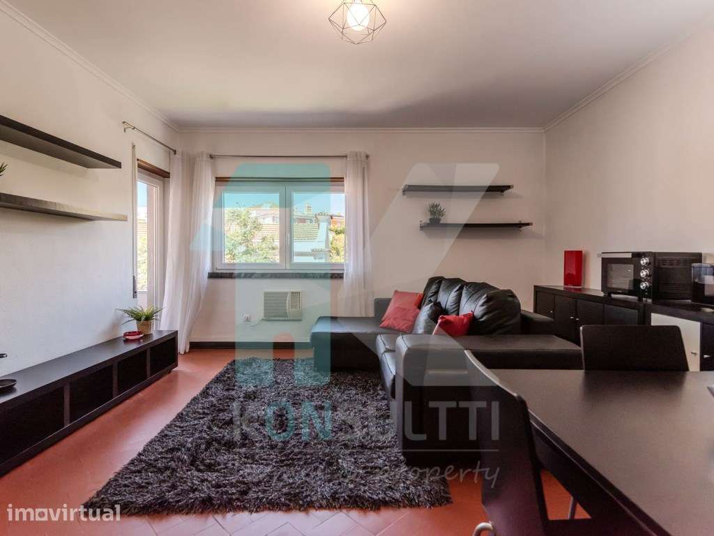 Apartamento T1 c/varanda junto à Praia de Santo Amaro de Oeiras - Grande imagem: 2/20