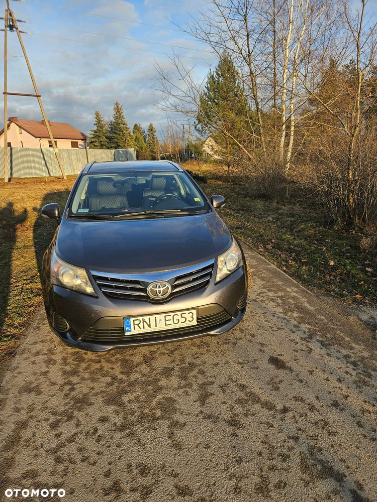 Toyota Avensis 2.0 D-4D Active - 3
