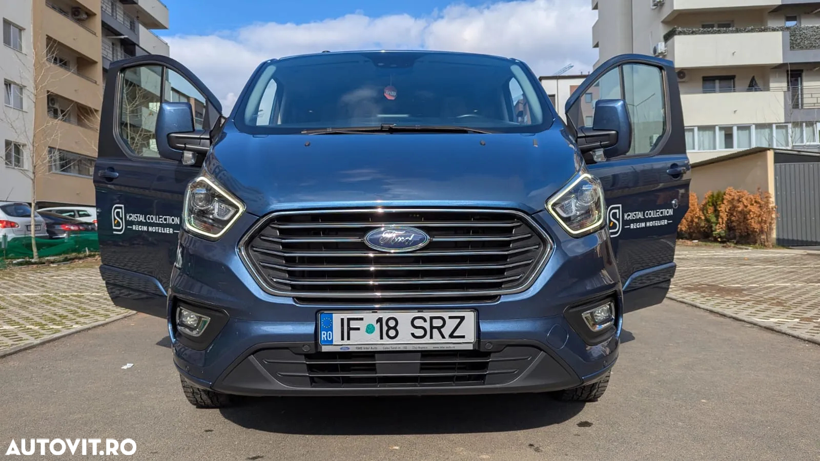 Ford Tourneo Custom Bus 320 2.0 EcoBlue 185 CP L2H1 Titanium X Aut. - 13