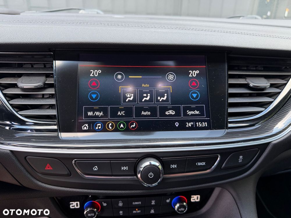 Opel Insignia ver-2-0-bitrb-d-4x4-automatik-exclusive - 26