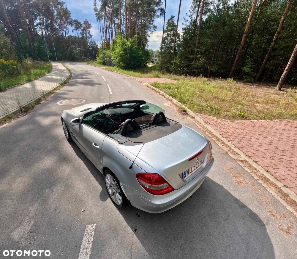 Mercedes-Benz SLK 350 7G-TRONIC - 17