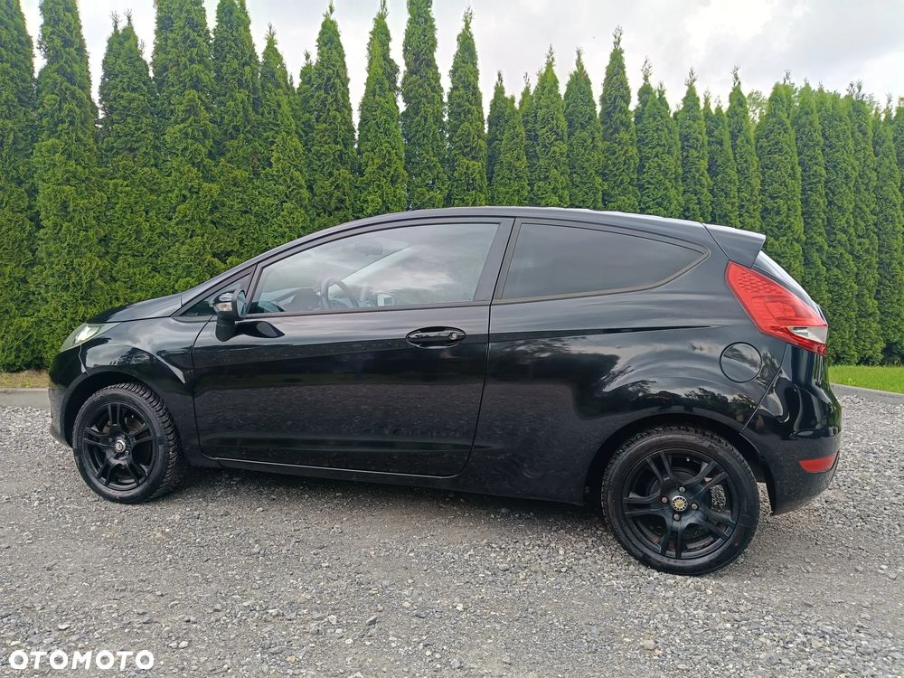 Ford Fiesta - 28