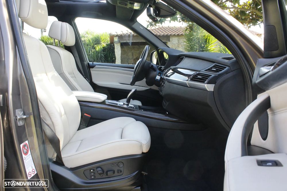 BMW X5 xDrive40d - 27