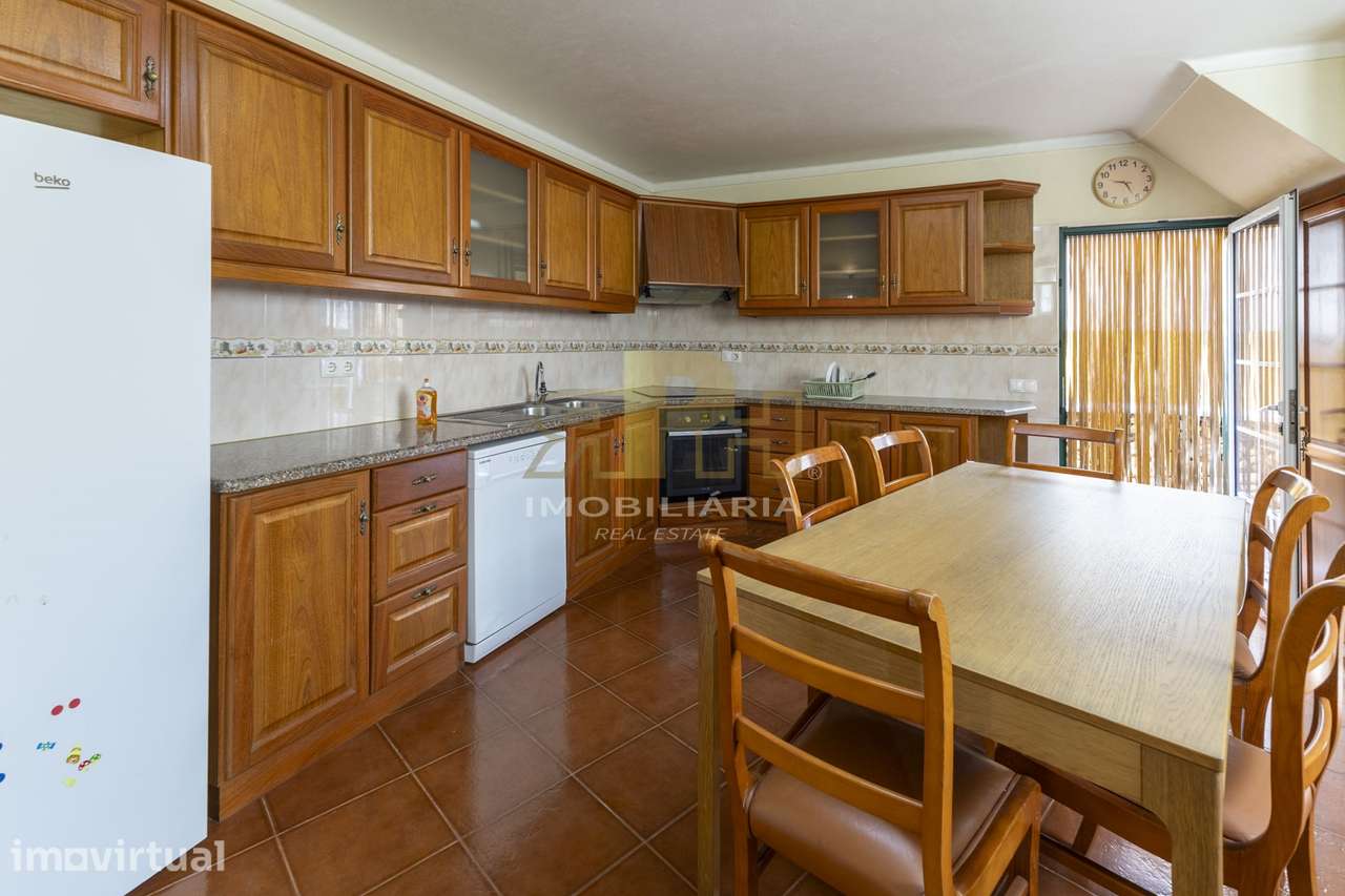 Moradia T3 Venda em Santarém (Marvila), Santa Iria da Ribeira de Santa - Grande imagem: 3/46
