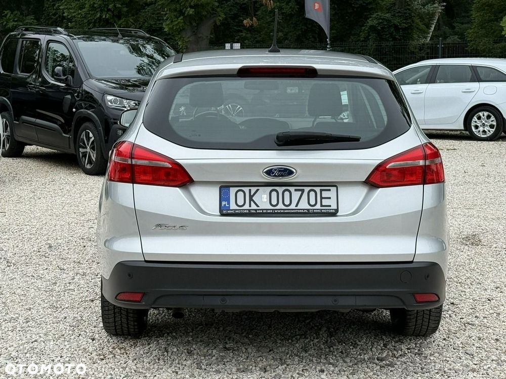 Ford Focus 1.5 EcoBlue SCR Trend - 4