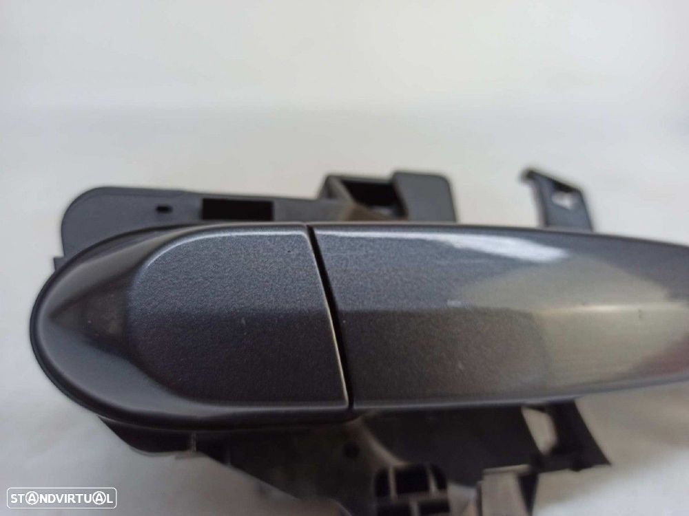 PUXADOR EXTERIOR FRENTE DIREITO BMW SERIE 1 BERLINA (E81/E87) 118D - 3
