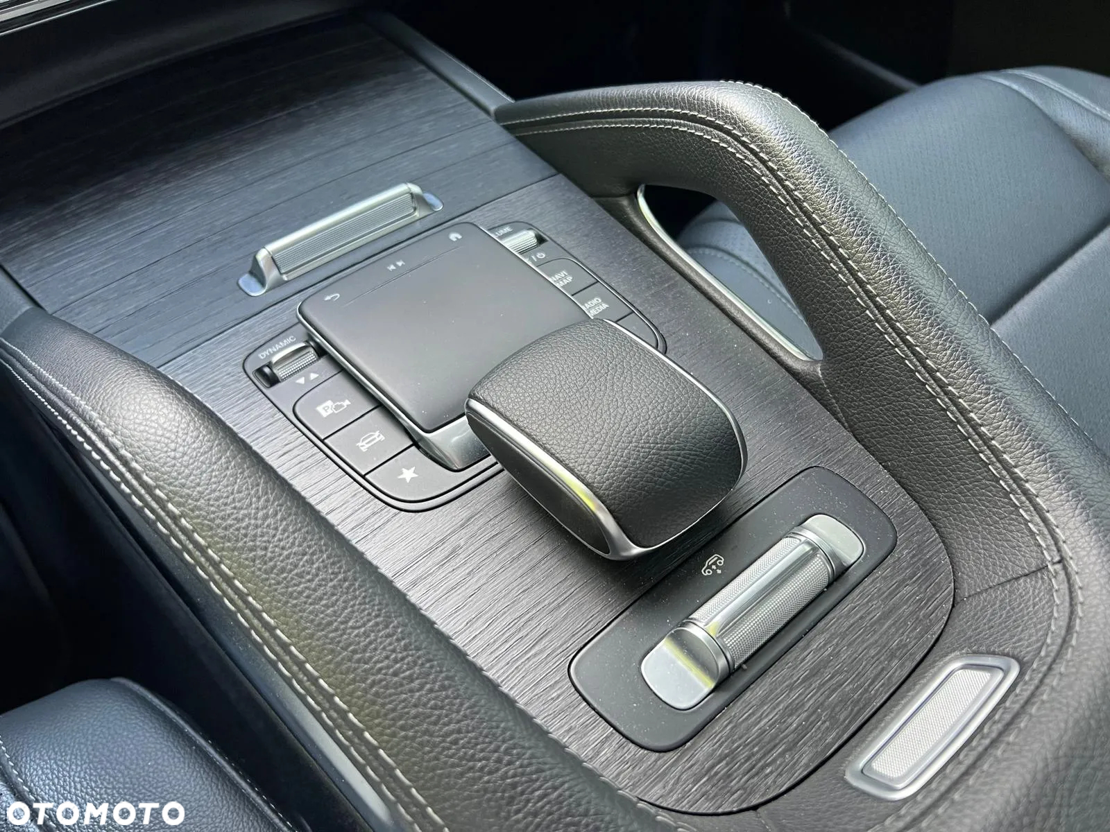 Mercedes-Benz GLE - 15