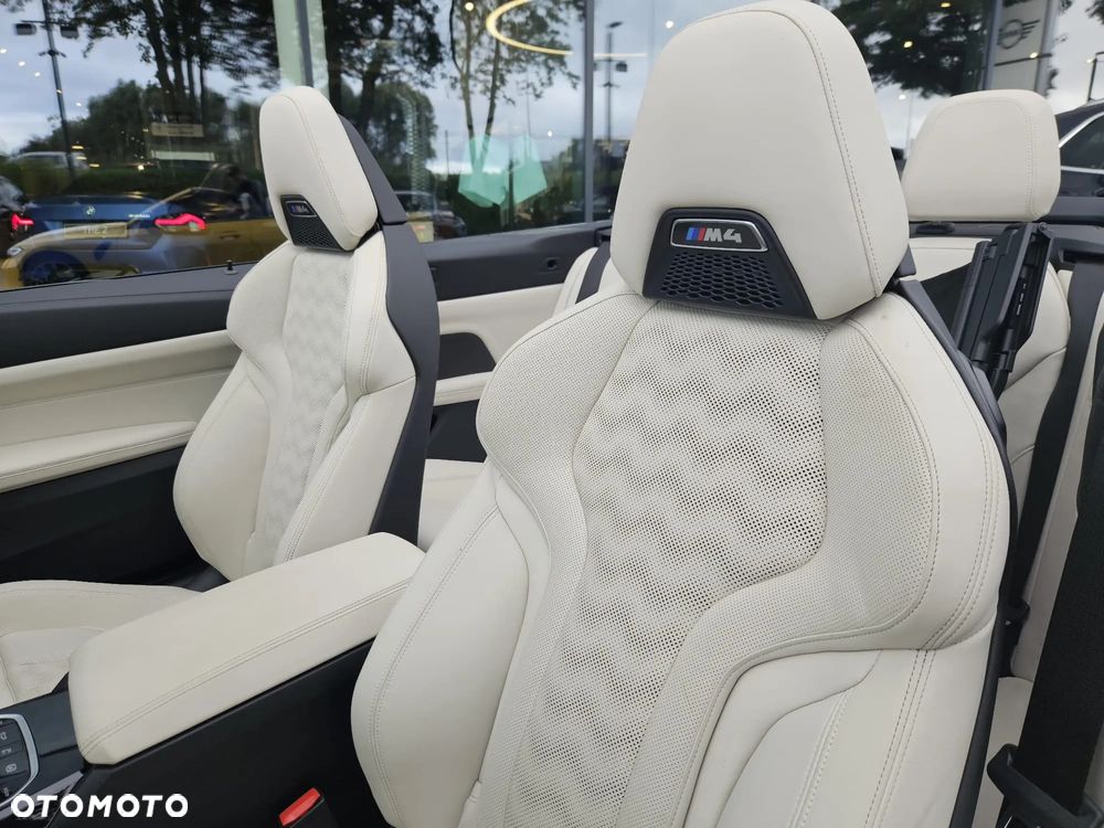 BMW M4 Cabrio Competition M xDrive - 23