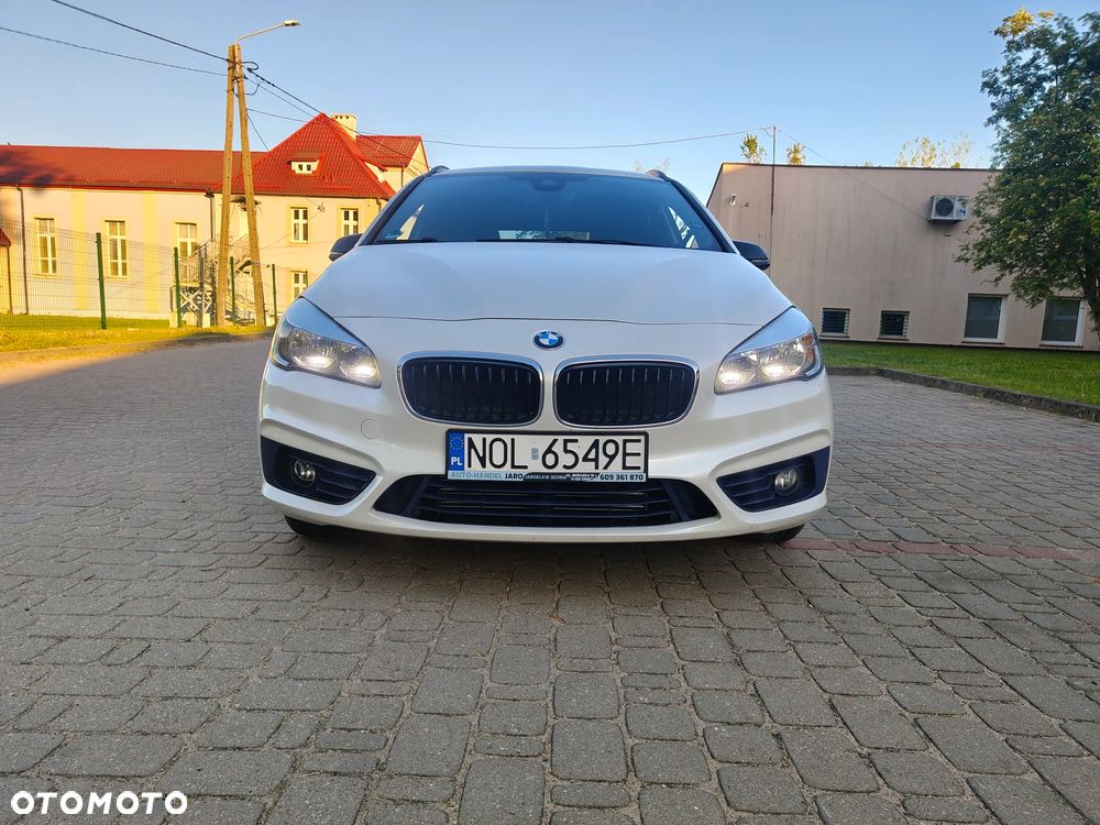 BMW Seria 2 218d Sport - 22