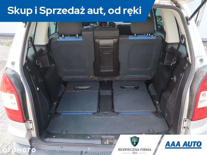 Opel Zafira - 15