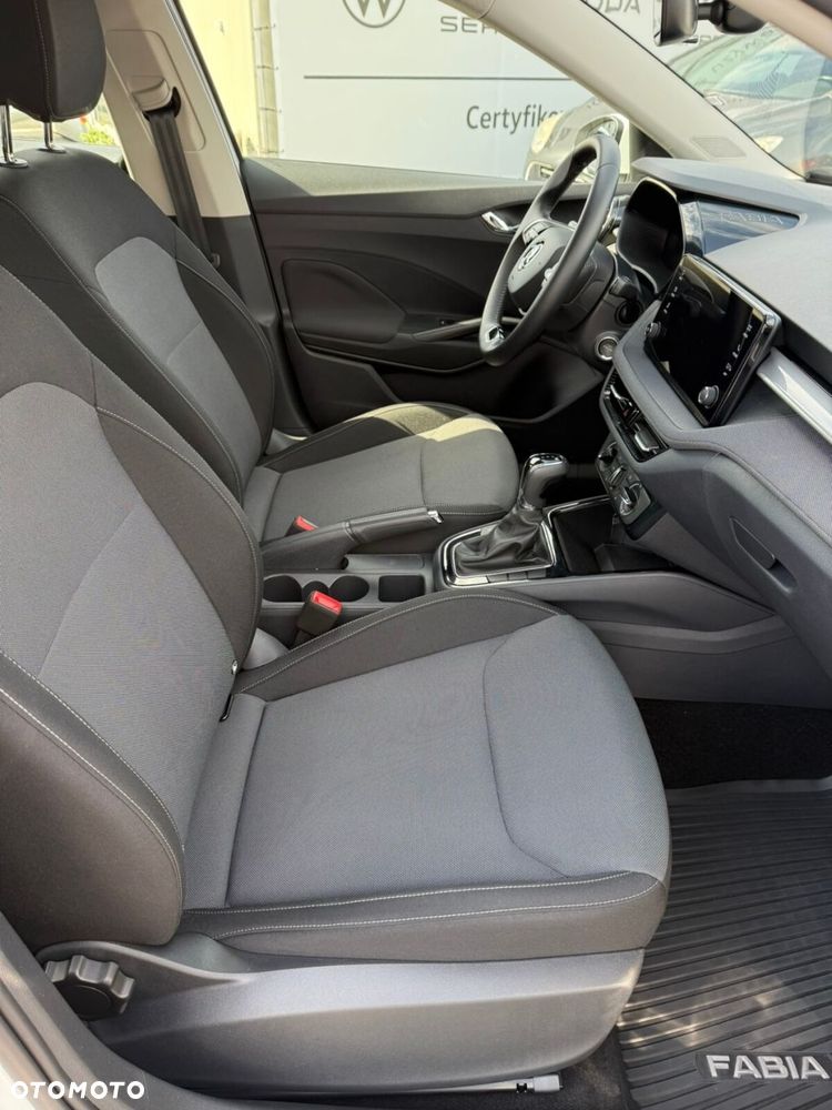 Skoda Fabia 1.0 TSI Selection DSG - 21