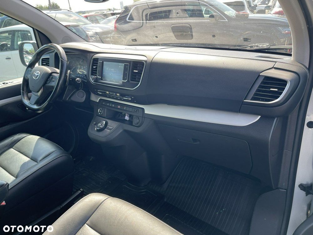 Toyota Proace Verso 2.0 D4-D Medium VIP - 11