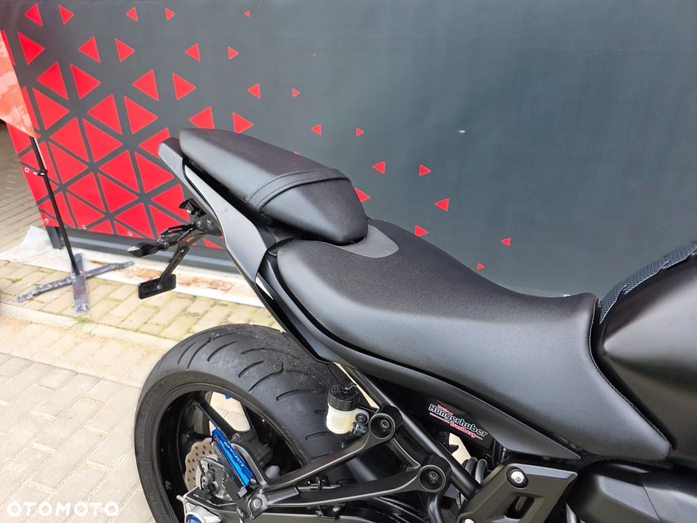 Yamaha MT - 22